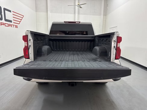 Used 2021 Chevrolet Silverado 1500 Custom w/ Safety Confidence Package image 16