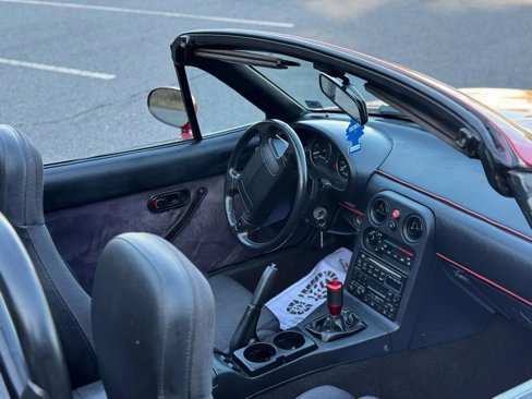 Used 1990 MAZDA MX-5 Miata image 17