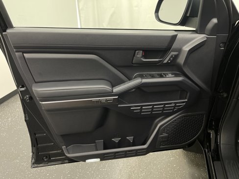 Certified 2025 Toyota 4Runner TRD Sport image 9