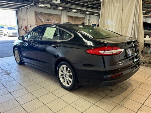 Used 2019 Ford Fusion SEL image 9