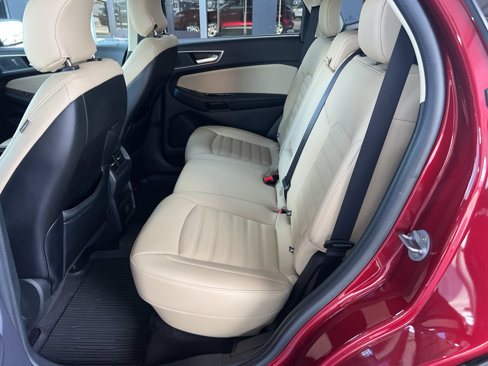 Used 2019 Ford Edge SEL w/ Equipment Group 201A image 21
