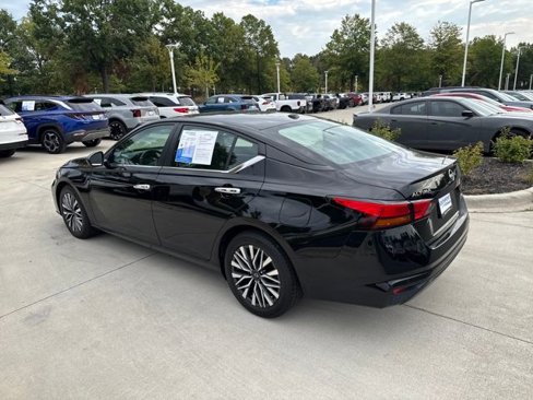 Used 2023 Nissan Altima 2.5 SV image 6