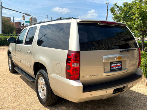 Used 2014 Chevrolet Suburban LT image 7