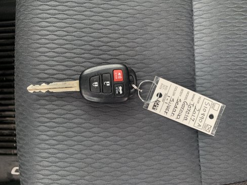 Used 2017 Toyota Corolla LE image 37