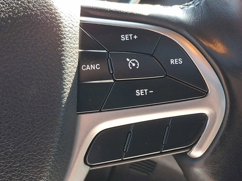 Used 2019 Jeep Grand Cherokee Limited image 22