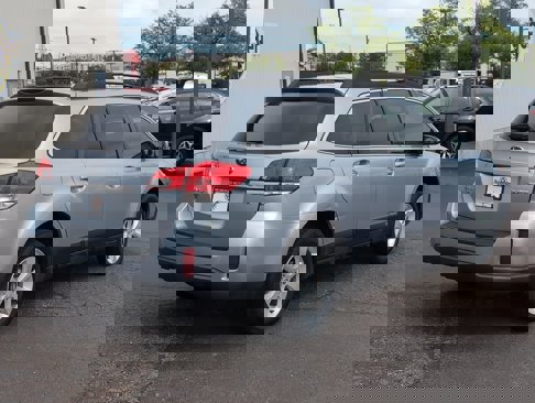 Used 2013 Subaru Outback 2.5i Premium image 7