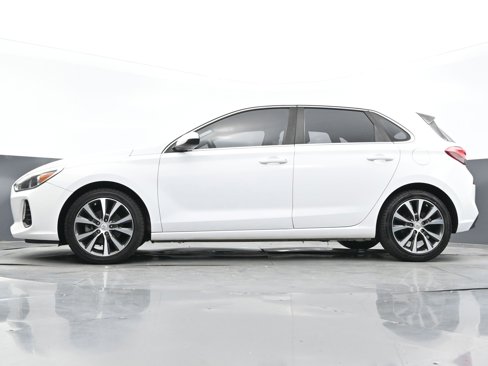 Used 2018 Hyundai Elantra GT image 77