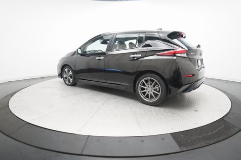 Used 2020 Nissan Leaf SV w/ SV Technology Package image 13