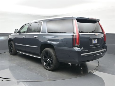 Used 2019 Cadillac Escalade ESV Luxury image 6