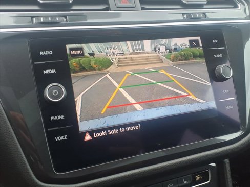 Used 2019 Volkswagen Tiguan SE image 20