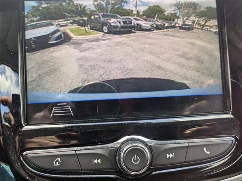 Used 2018 Chevrolet Trax LS image 14