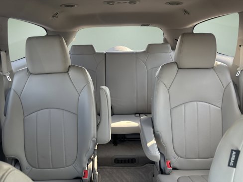 Used 2015 Buick Enclave Leather image 15