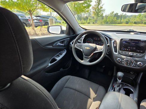 Used 2022 Chevrolet Malibu LT image 9
