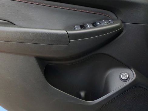 Used 2024 Chevrolet TrailBlazer RS w/ Convenience Package image 14