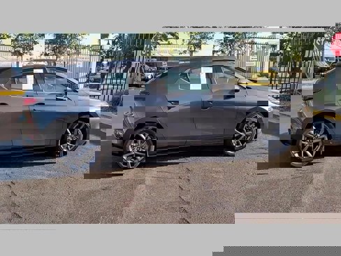 Used 2023 MAZDA MAZDA3 s image 27