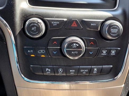 Used 2017 Jeep Grand Cherokee Laredo w/ Quick Order Package 23E image 26