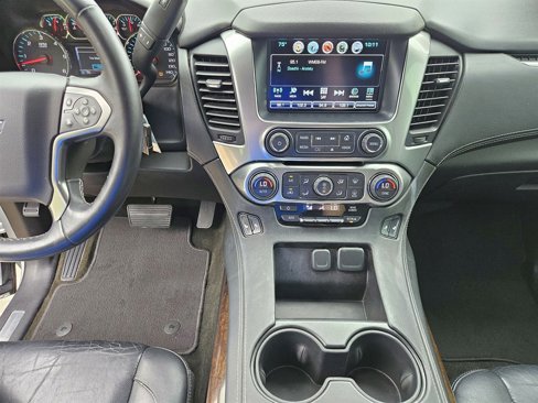 Used 2017 Chevrolet Tahoe LT image 13