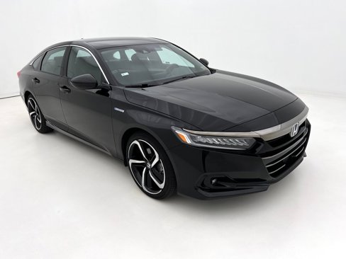 Used 2022 Honda Accord Sport image 2