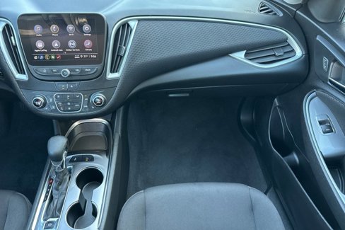 Used 2024 Chevrolet Malibu LT image 28
