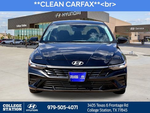 Used 2024 Hyundai Elantra SEL image 4
