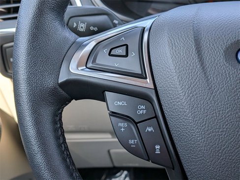 Used 2022 Ford Edge Titanium w/ Equipment Group 301A image 18
