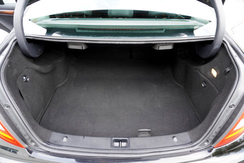 Used 2012 Mercedes-Benz C 250 Sedan image 26