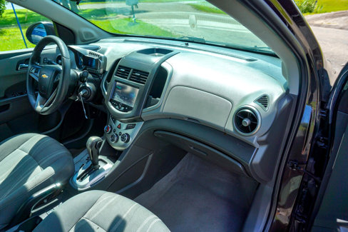 Used 2014 Chevrolet Sonic LT image 21