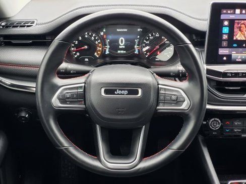 Used 2022 Jeep Compass Trailhawk w/ Trailhawk Convenience Group image 22
