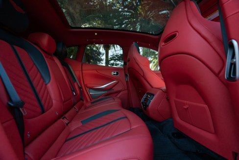 Used 2023 Aston Martin DBX 707 image 17