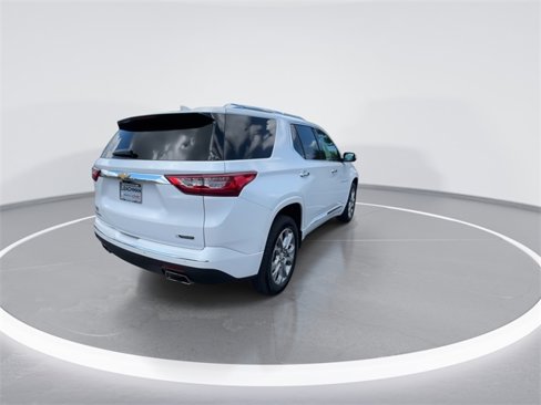 Used 2018 Chevrolet Traverse Premier w/ Driver Confidence II Package image 2