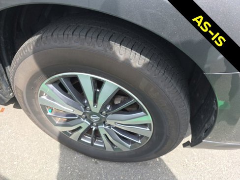 Used 2019 Nissan Pathfinder SL image 3