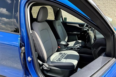Certified 2022 Ford Escape SE w/ Cold Weather Package image 7