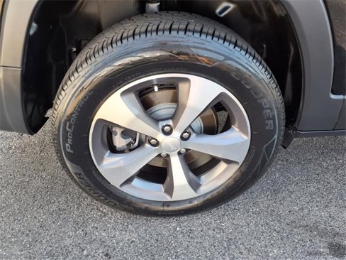 Used 2021 Jeep Cherokee Limited w/ Elite Package image 31