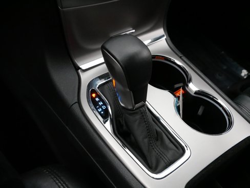Used 2018 Jeep Grand Cherokee Altitude image 24
