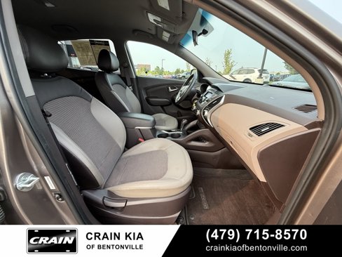 Used 2013 Hyundai Tucson GLS image 26