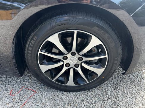 Used 2015 Acura TLX w/ Technology Package image 21