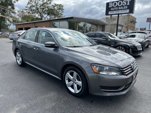 Used 2013 Volkswagen Passat 2.5 SE image 1