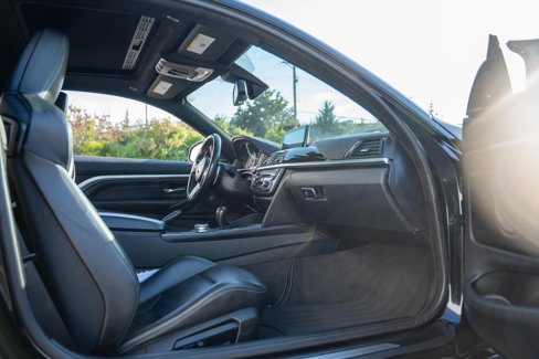 Used 2015 BMW M4 Coupe image 13