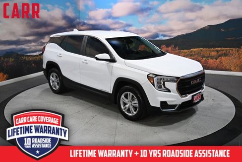 Used 2024 GMC Terrain SLE image 2