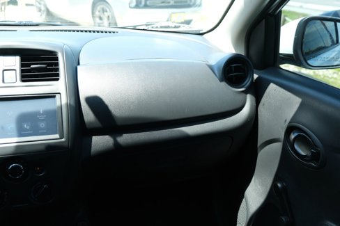 Used 2019 Nissan Versa S Plus image 23