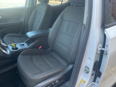 Used 2020 GMC Terrain SLE image 23