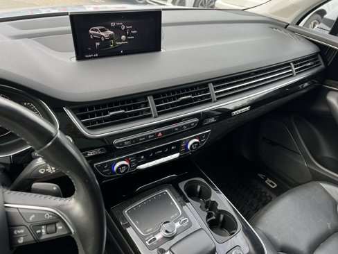 Used 2019 Audi Q7 3.0T Premium Plus w/ Premium Plus Package image 18
