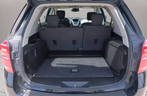Used 2017 Chevrolet Equinox LS image 36