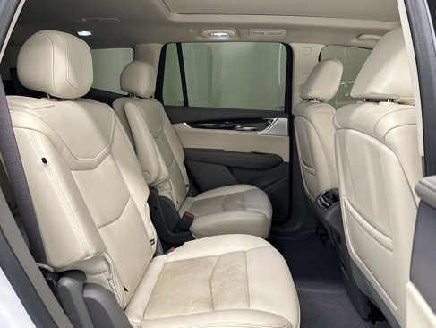 Used 2023 Cadillac XT6 Premium Luxury image 22