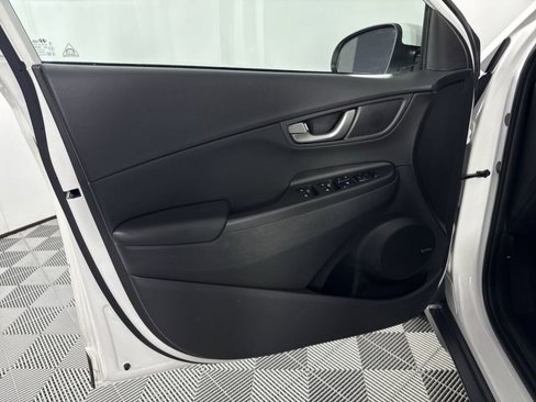 Used 2021 Hyundai Kona Ultimate image 30