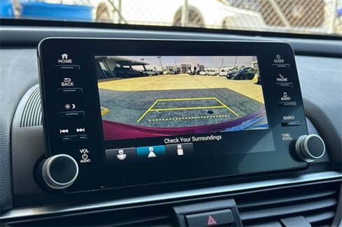 Used 2019 Honda Accord Sport image 18