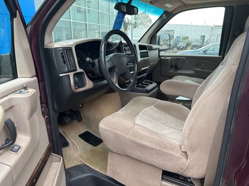 Used 2003 Chevrolet Express 1500 w/ Preferred Equipment Group 4 image 6