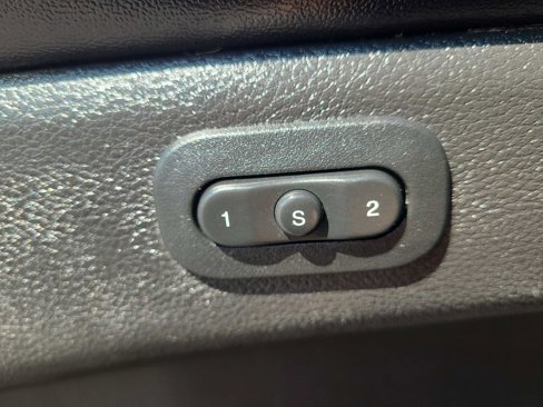 Used 2018 Dodge Durango GT image 33