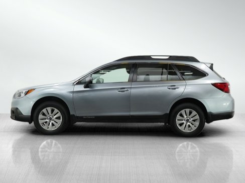 Used 2017 Subaru Outback 2.5i Premium image 2