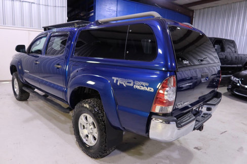 Used 2015 Toyota Tacoma 4x4 Double Cab w/ TRD Off-Road Package image 3